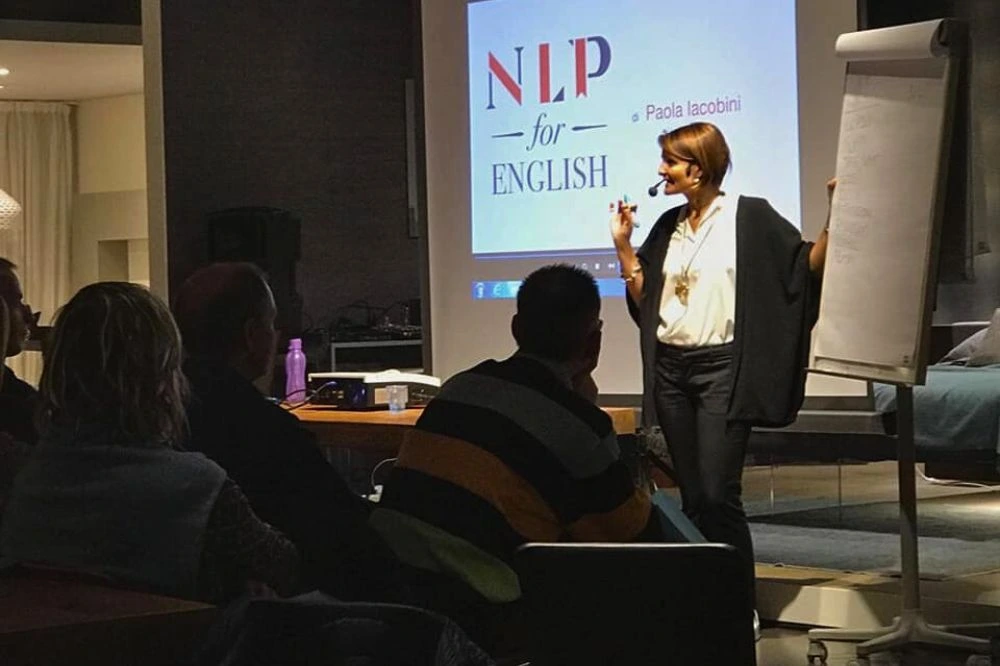 paola-iacobini-formazione-esperienziale-linguistica-trasformazione paola-iacobini-formazione-esperienziale-linguistica-trasformazione